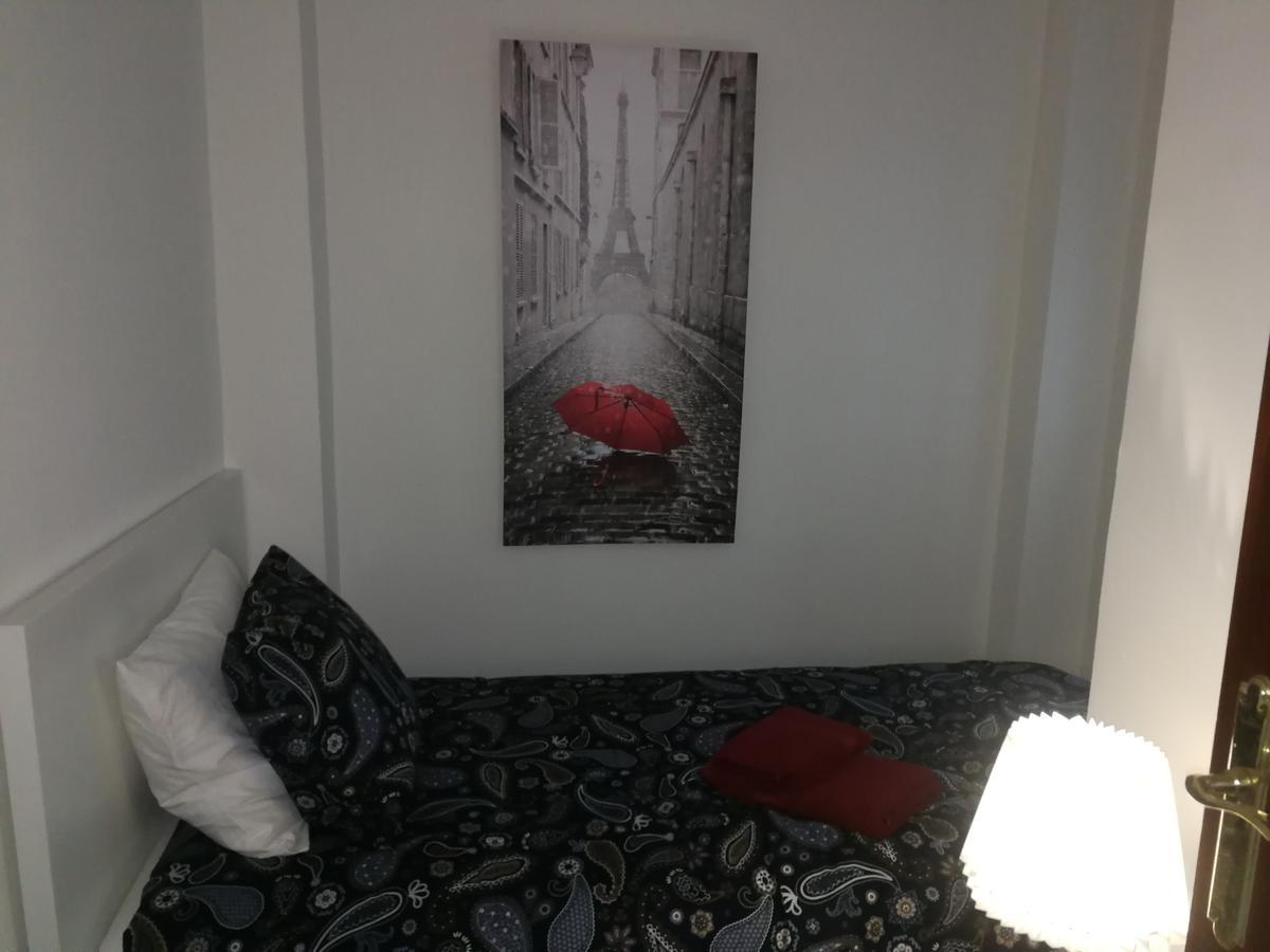 Apartamento Alfalfa Apartment Sevilla Bagian luar foto
