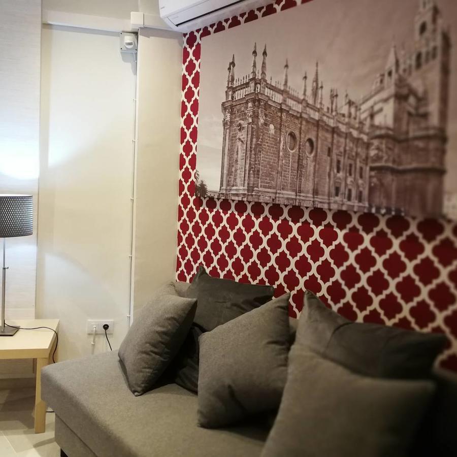 Apartamento Alfalfa Apartment Sevilla Bagian luar foto