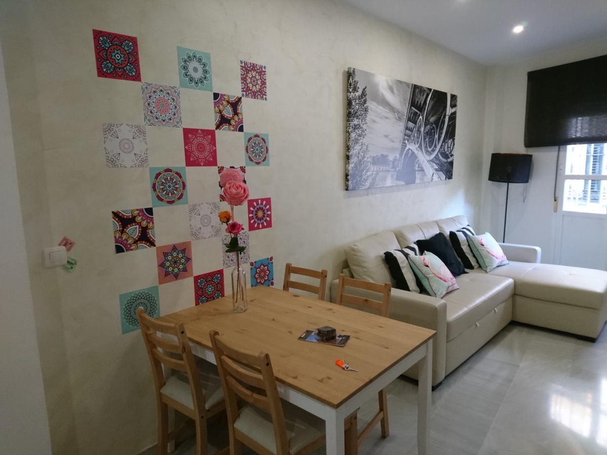 Apartamento Alfalfa Apartment Sevilla Bagian luar foto