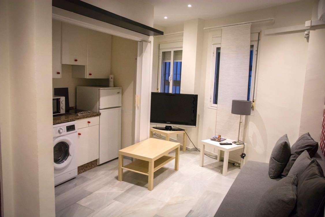 Apartamento Alfalfa Apartment Sevilla Bagian luar foto